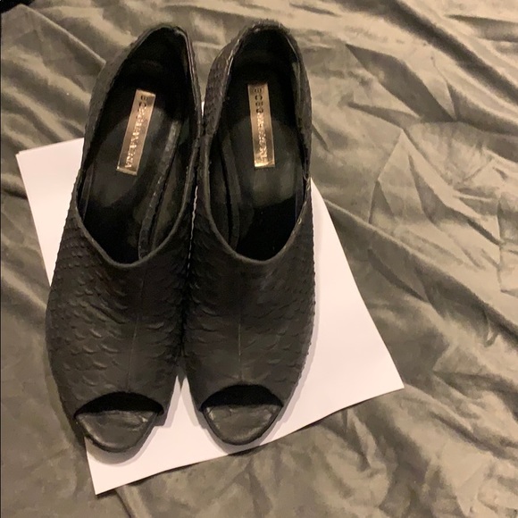 Beautiful Heels 👠 ❤️❤️ - Picture 4 of 8